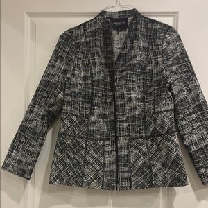 Lafayette 148 New York Black and White Structured Blazer (runs small)